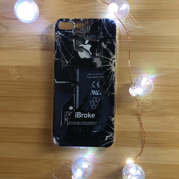 Funny iPhone 8+ Case iBroke Prank - Picture 2 of 3